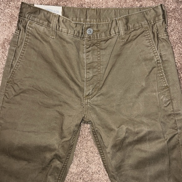 Levi’s 31 x 32 Slim Pants - Picture 2 of 7